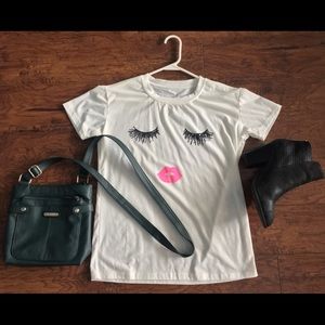 SALE❗️White Tee with Face design on Front